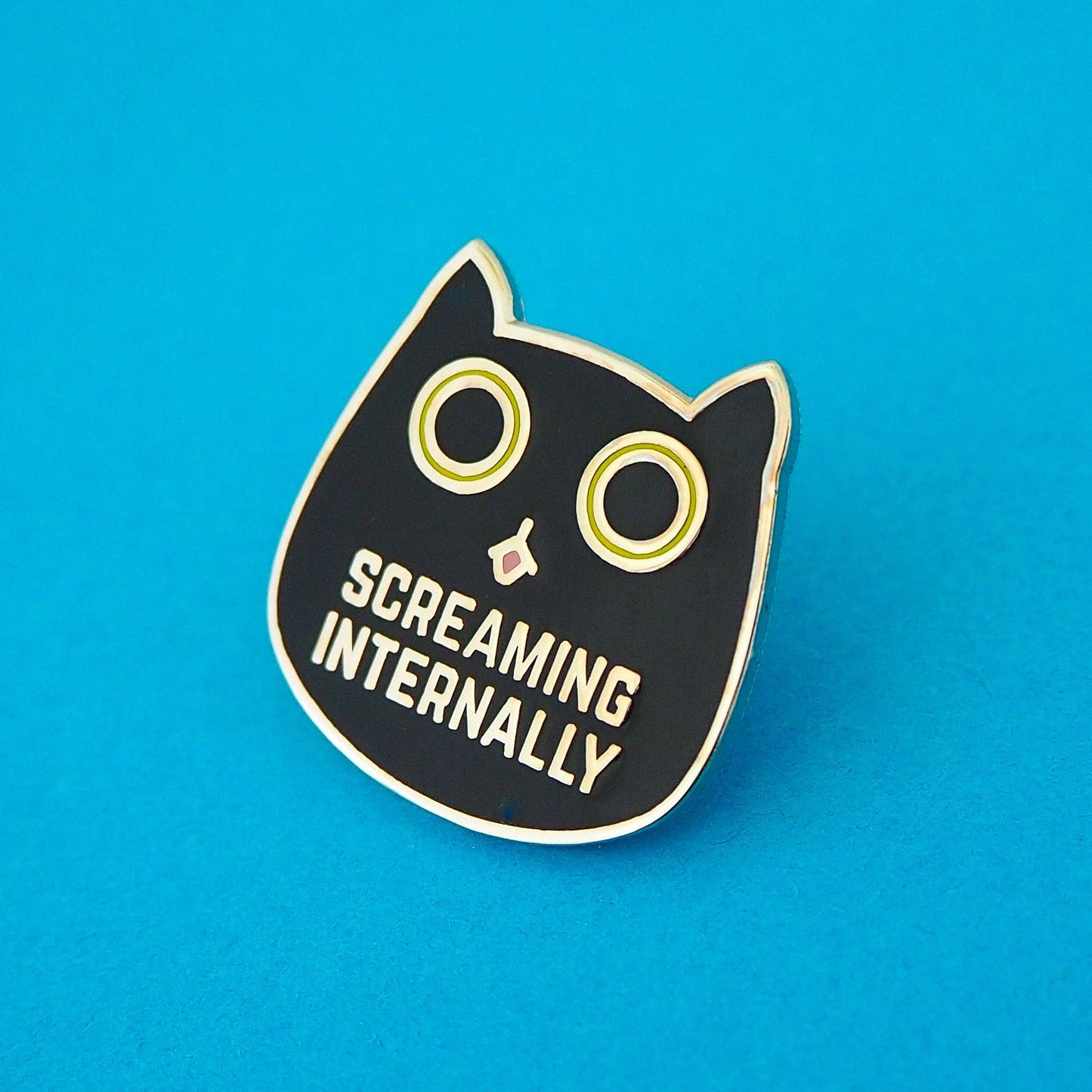 Screaming Internally Cat | Enamel Pin - Tiodhlac Studio