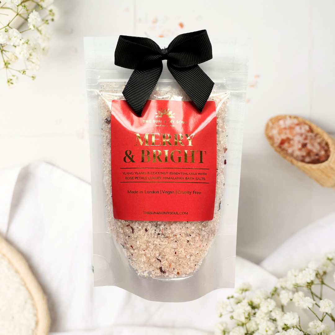 Merry & Bright Christmas Luxury Himalayan Bath Salts - Rose & Ylang Ylang Scent