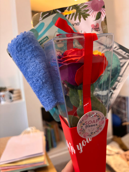 Rainbow Rose Spa Pamper Set