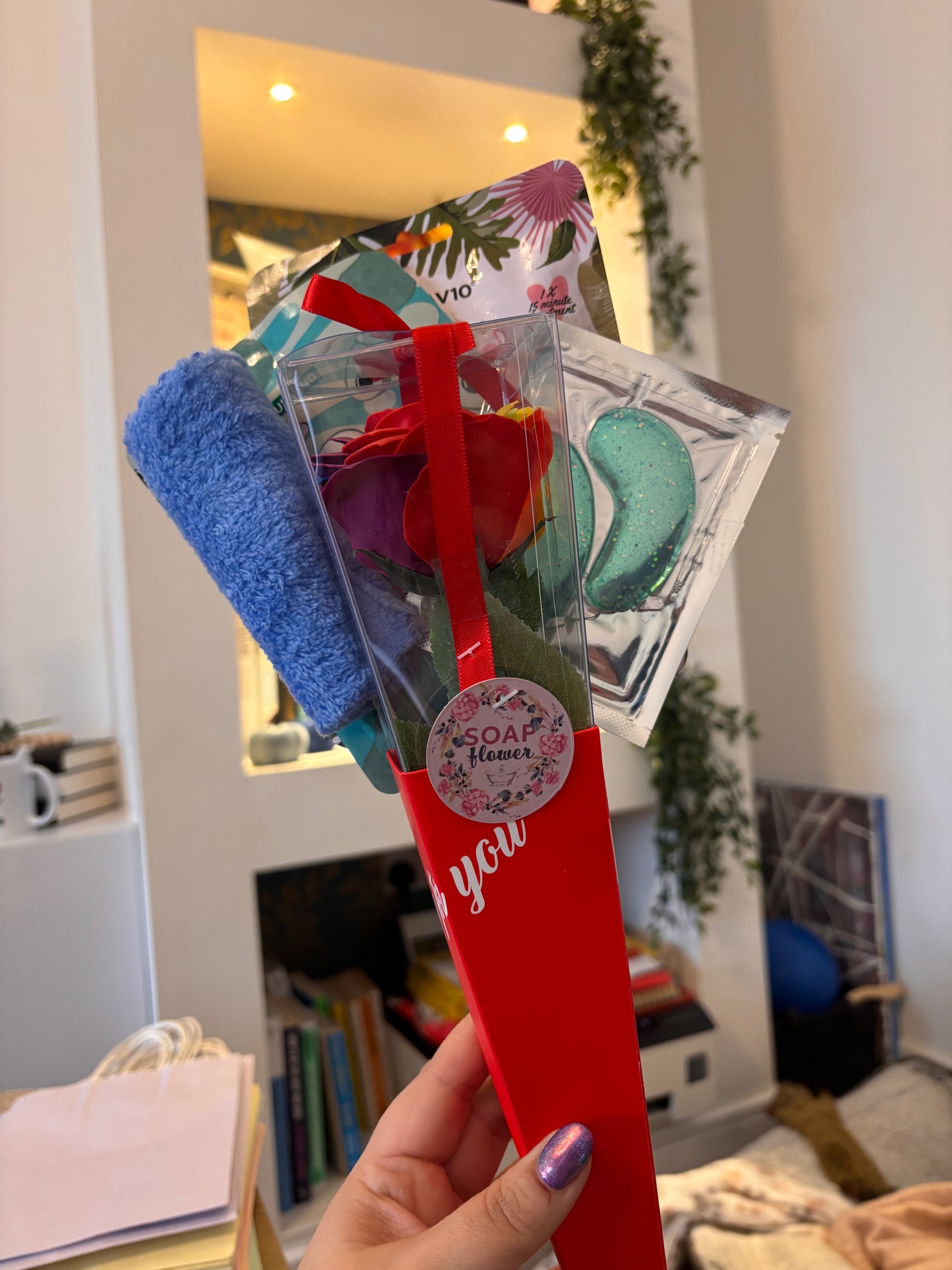 Rainbow Rose Spa Pamper Set