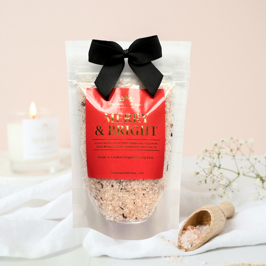 Merry & Bright Christmas Luxury Himalayan Bath Salts - Rose & Ylang Ylang Scent