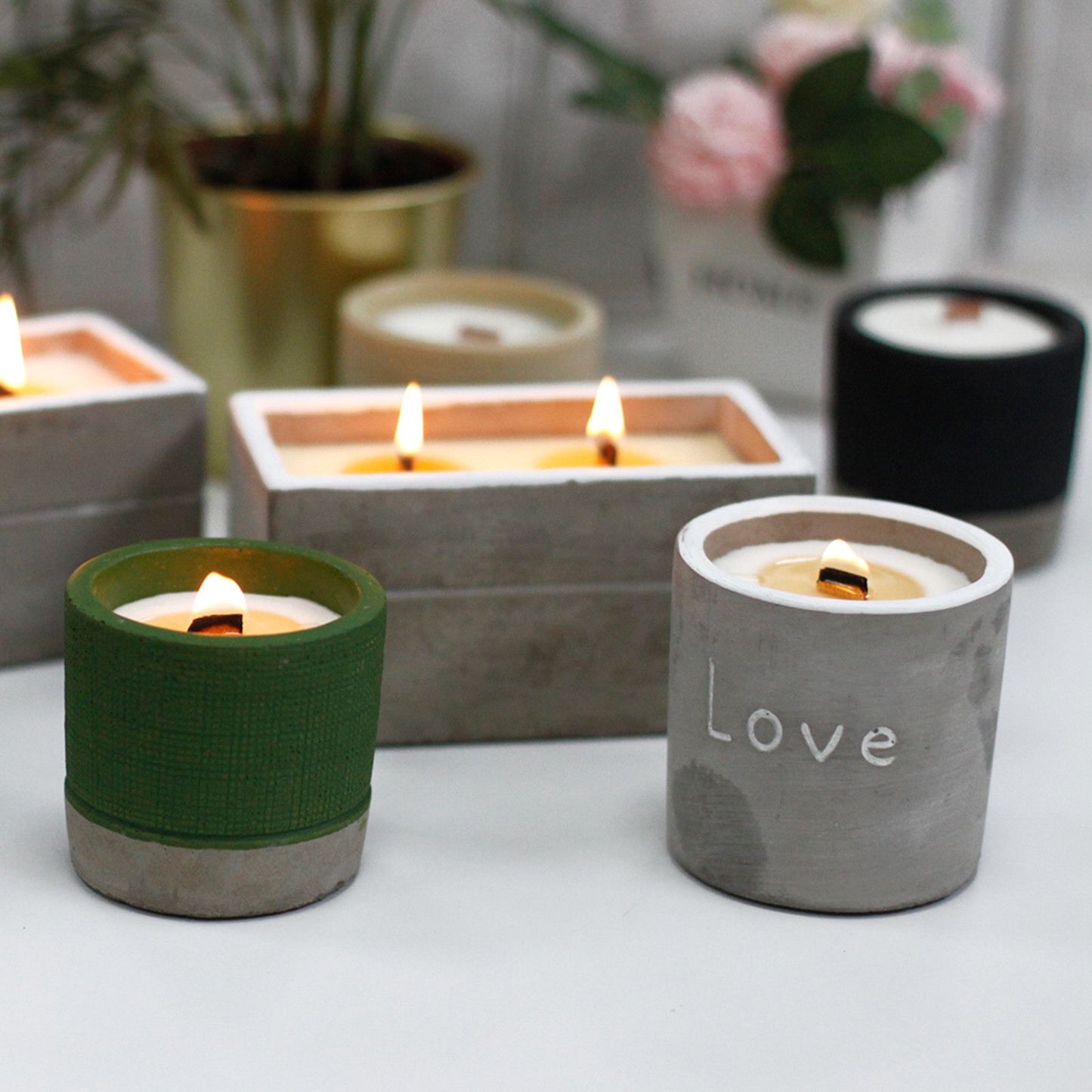 Concrete Pot Candle - Juniper & Sweet Gin